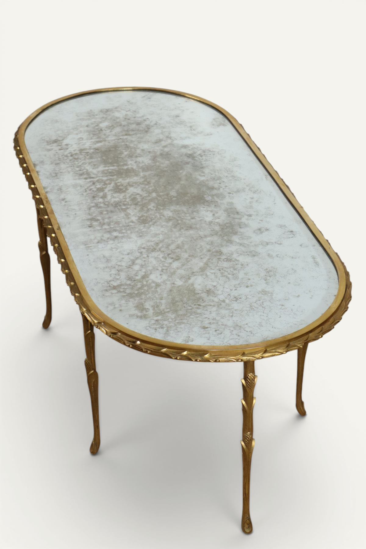 Table basse Maison Baguès en bronze doré et miroir vieilli – Années 1950