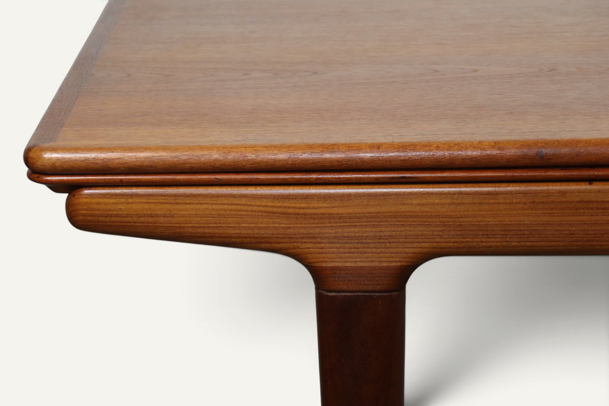 Table de repas scandinave extensible de Johannes Andersen en teck - 1960