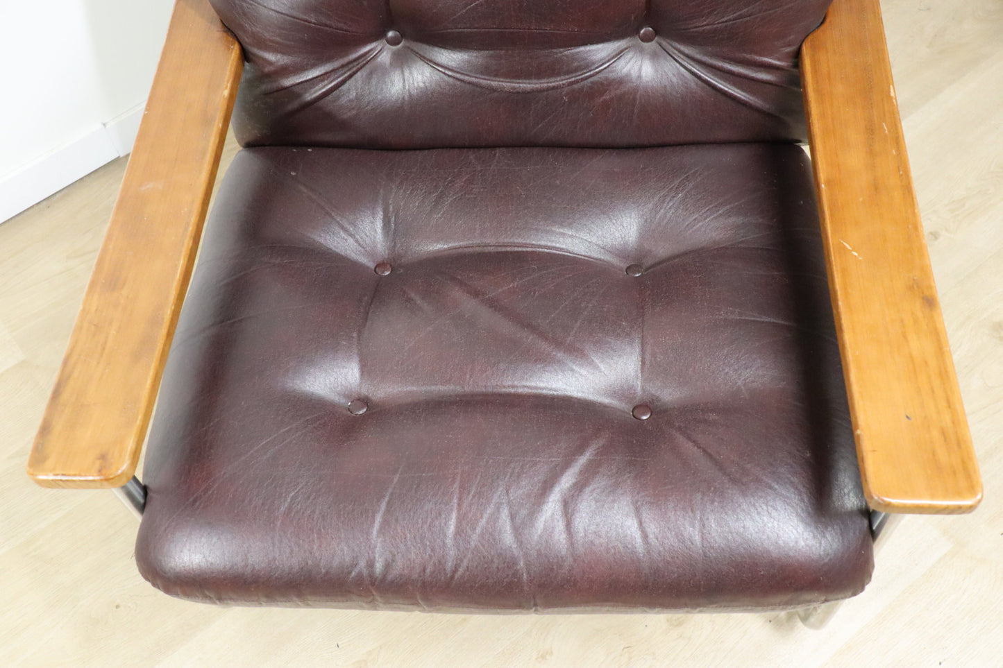 Fauteuil vintage style Bauhaus en skaï et métal, 1970