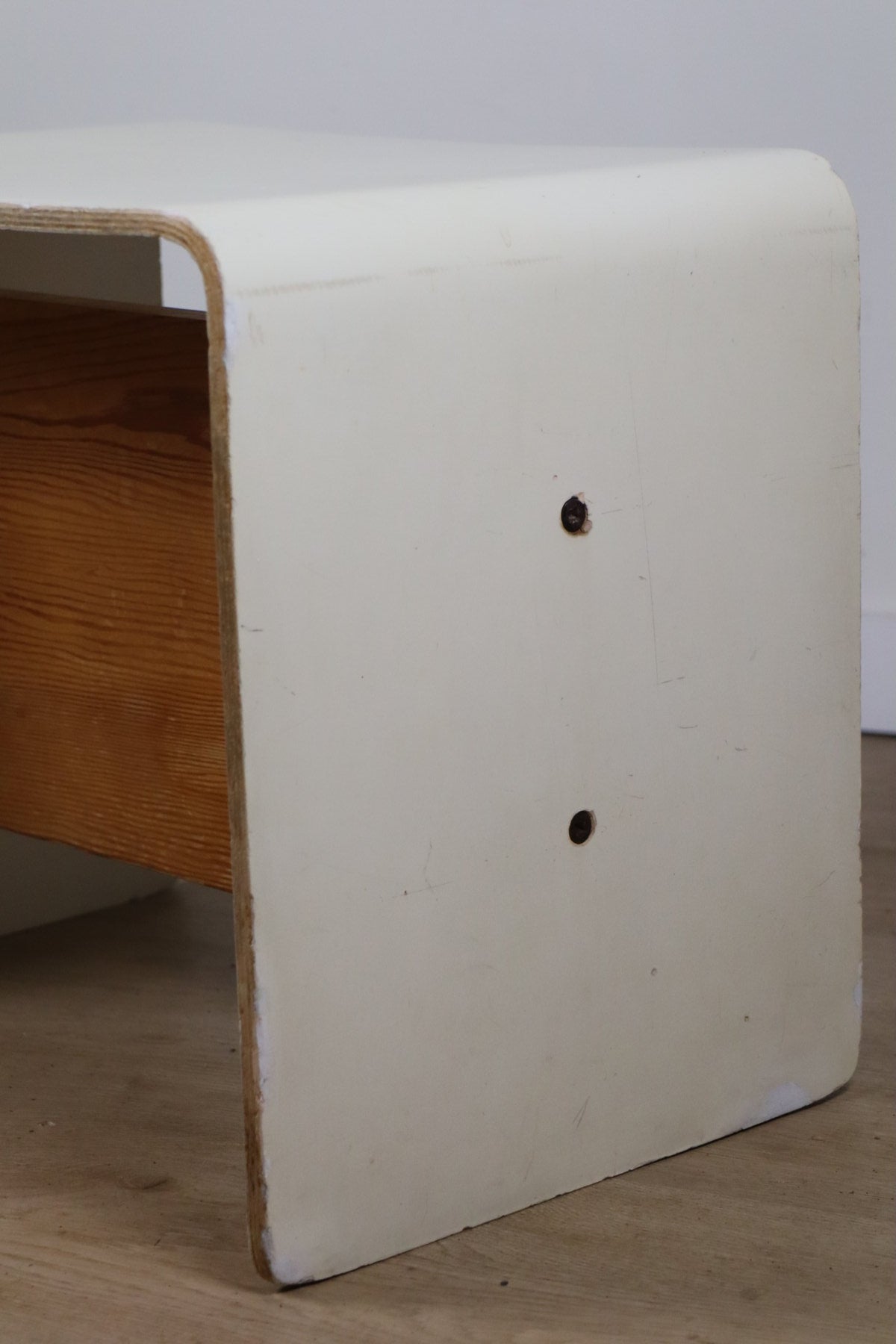 Table de chevet Pierre Guariche édition Negroni vers 1970