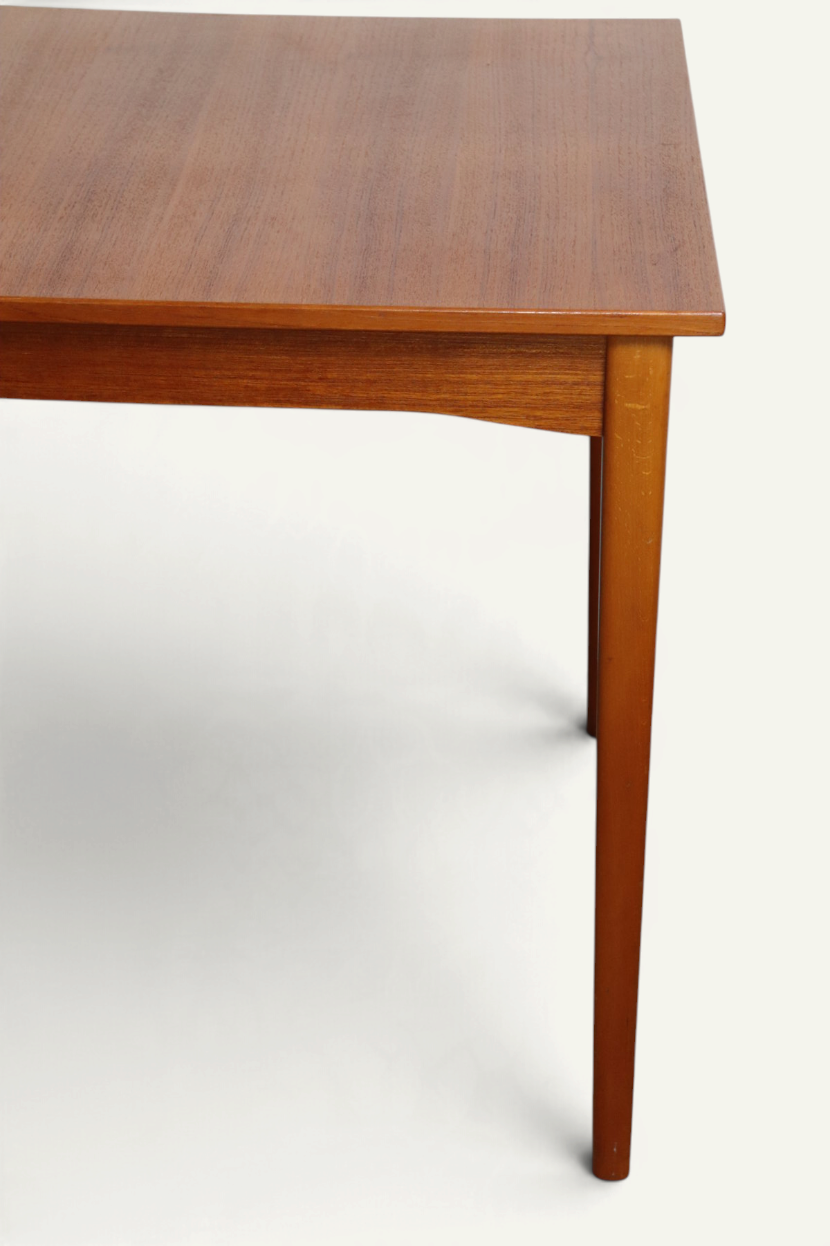 Table de repas rectangulaire extensible en teck, style scandinave – années 60