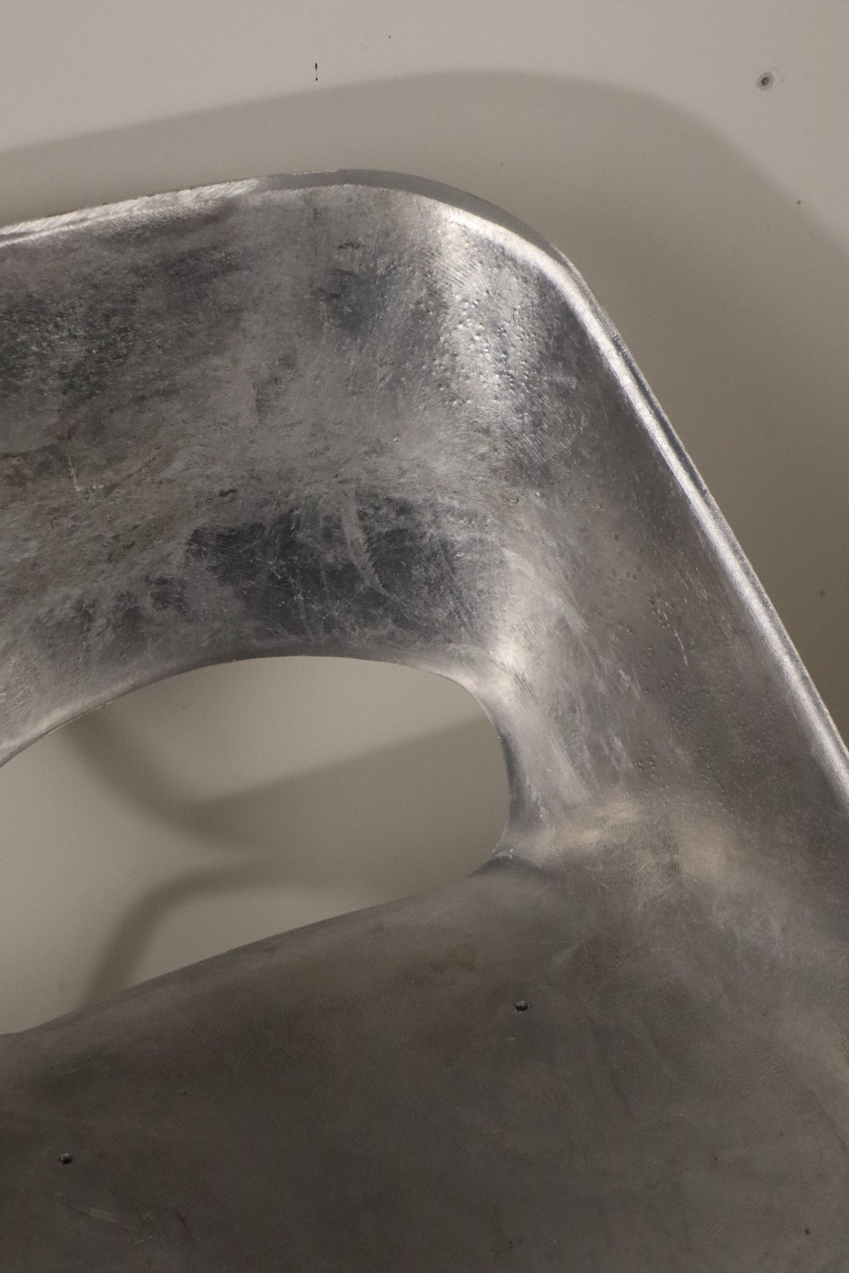 Chaise Aluminium modèle "Tulipe" de Pierre Guariche édition Steiner, 1960