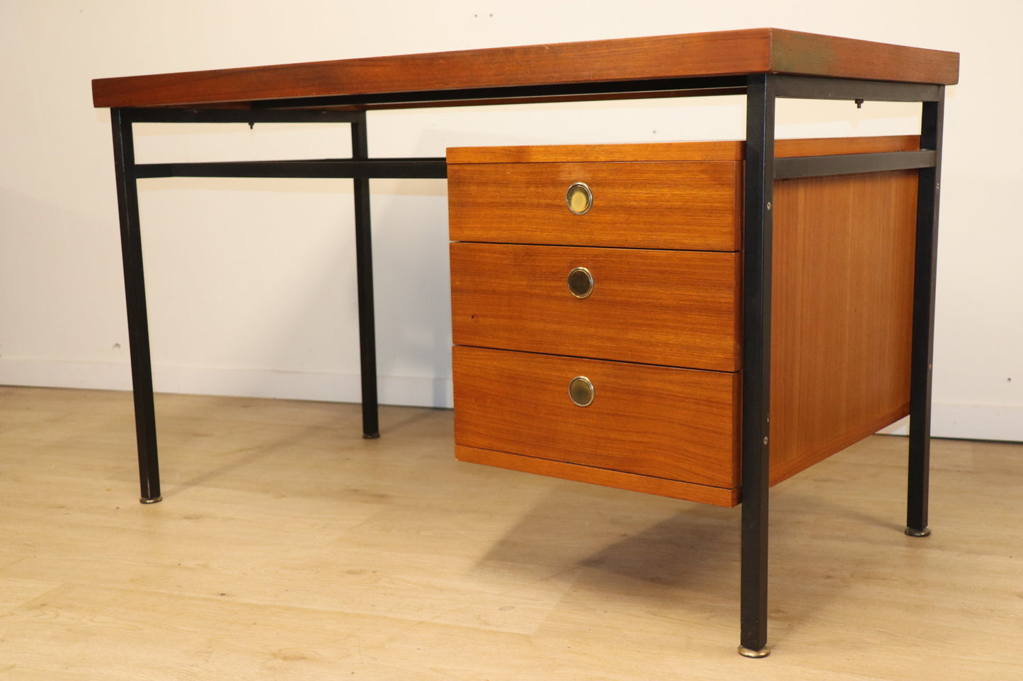 Bureau vintage en teck & métal – années 60