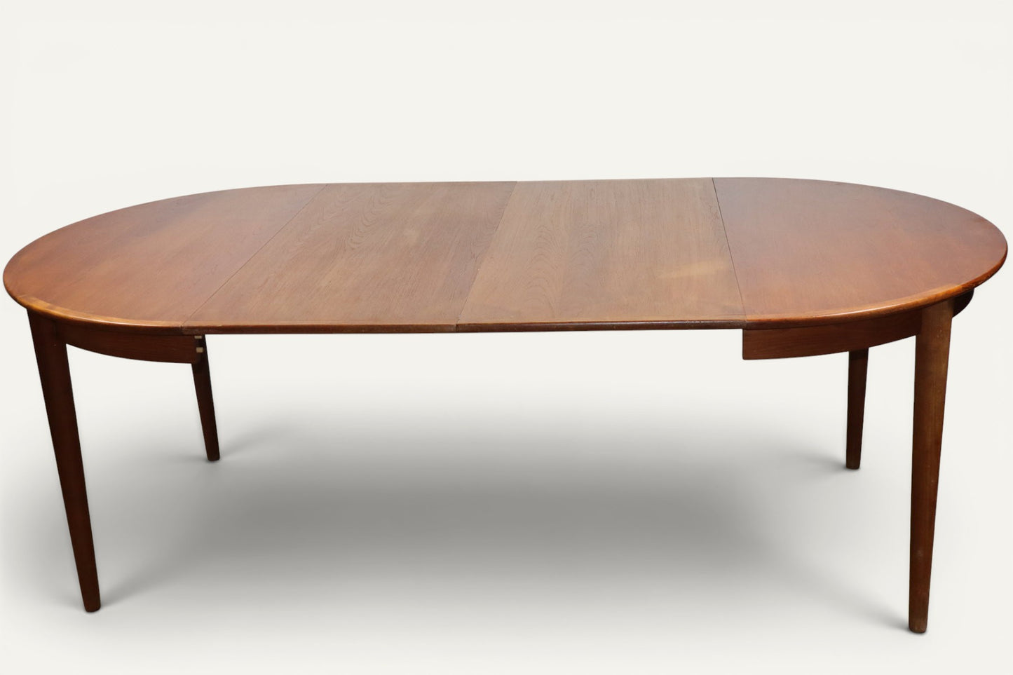 Table ronde de repas extensible danoise en teck – Années 1960