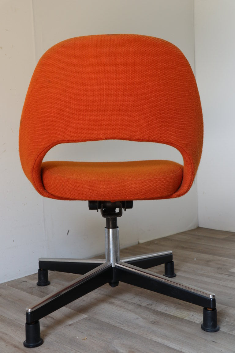 Chaise de bureau pivotante par Eero Saarinen pour Knoll, 1960