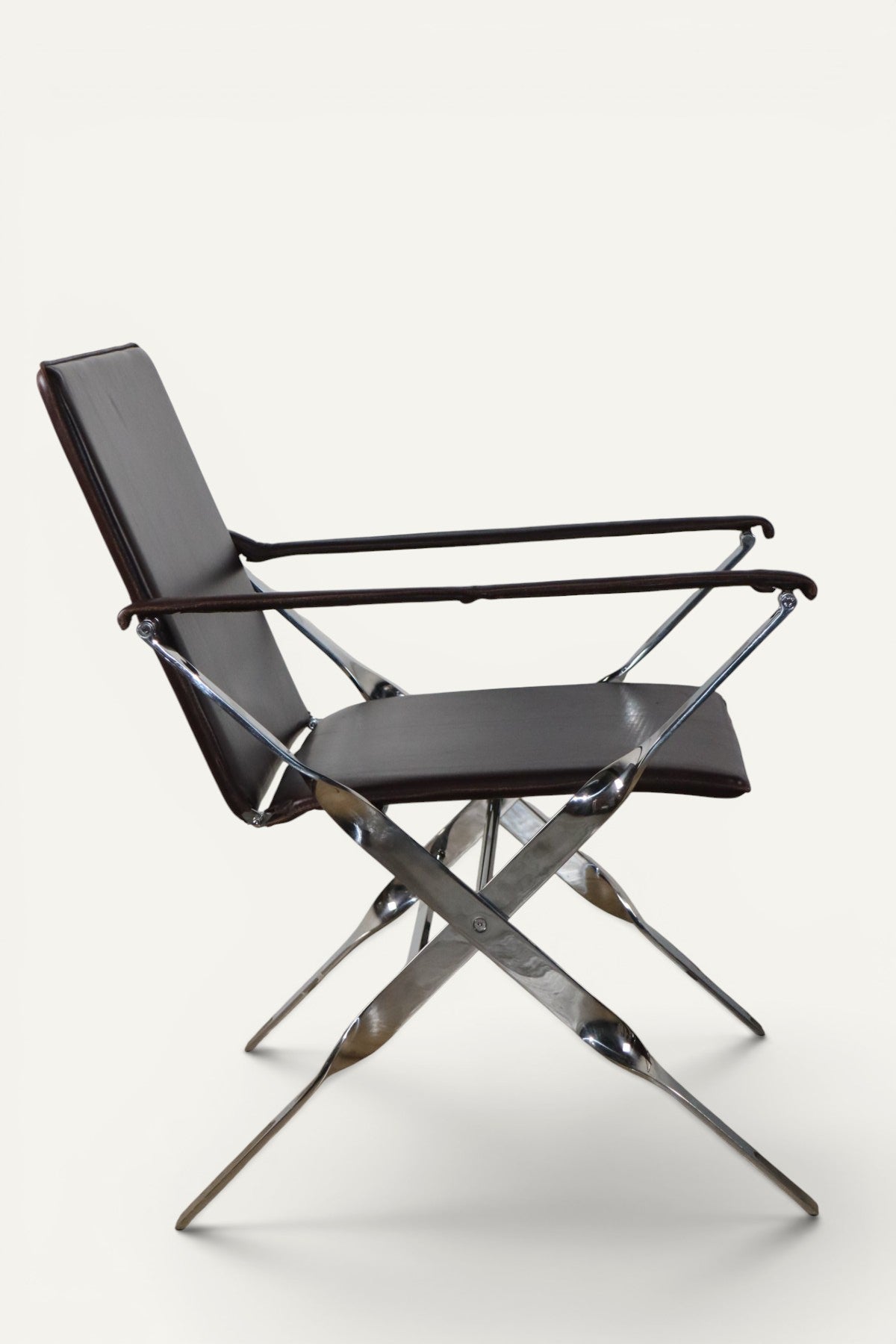 Paire de fauteuils en cuir et métal chromé, Italie - 1970