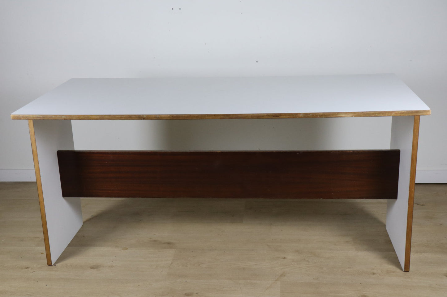 Table basse évolutive Pierre Guariche – La Plagne – Années 70