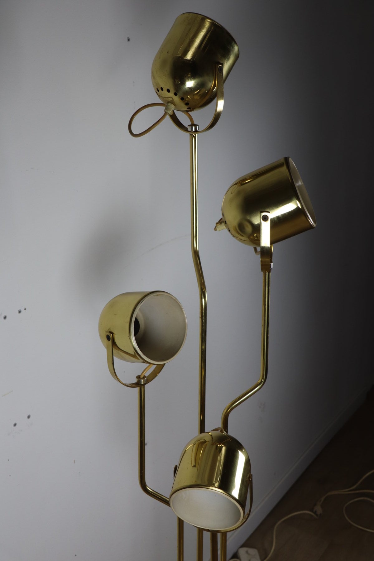 Lampadaire vintage Goffredo Reggiani en métal doré - Années 70