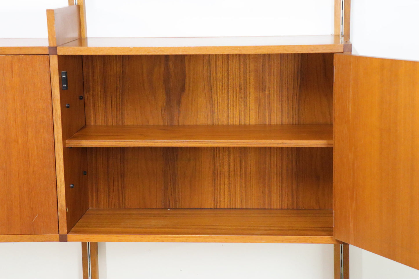 Bibliothèque murale modulable édition Minvielle par A.R.P – 1960