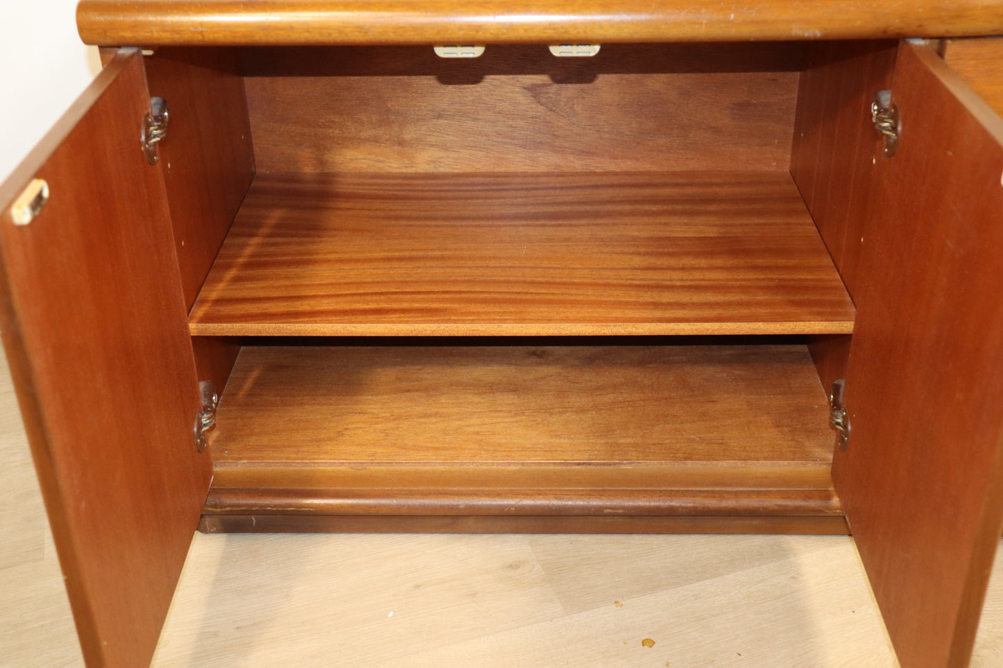 Enfilade basse Meredew en teck, 1960