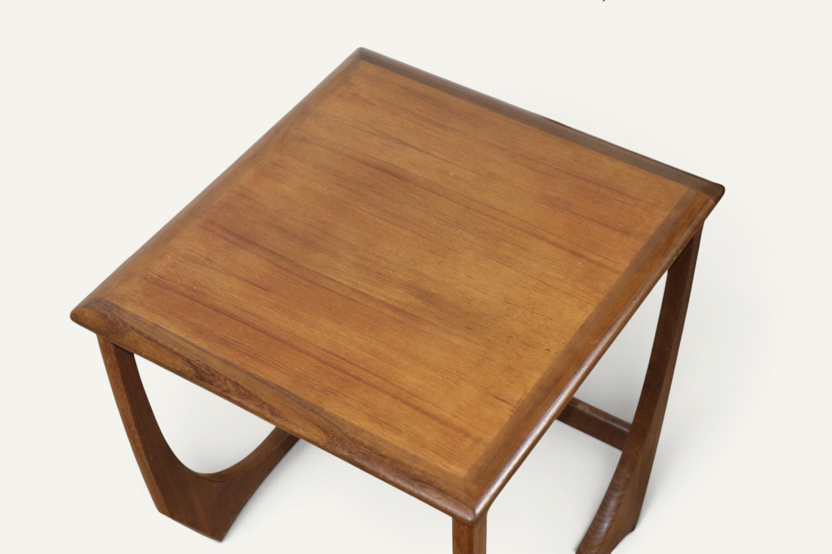 Tables gigognes en teck G-Plan, années 60