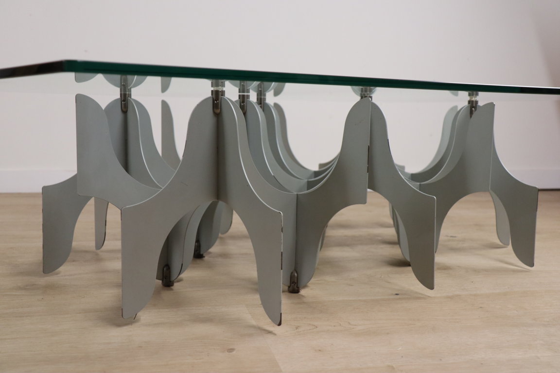 Table basse sculpturale minimaliste en métal et verre