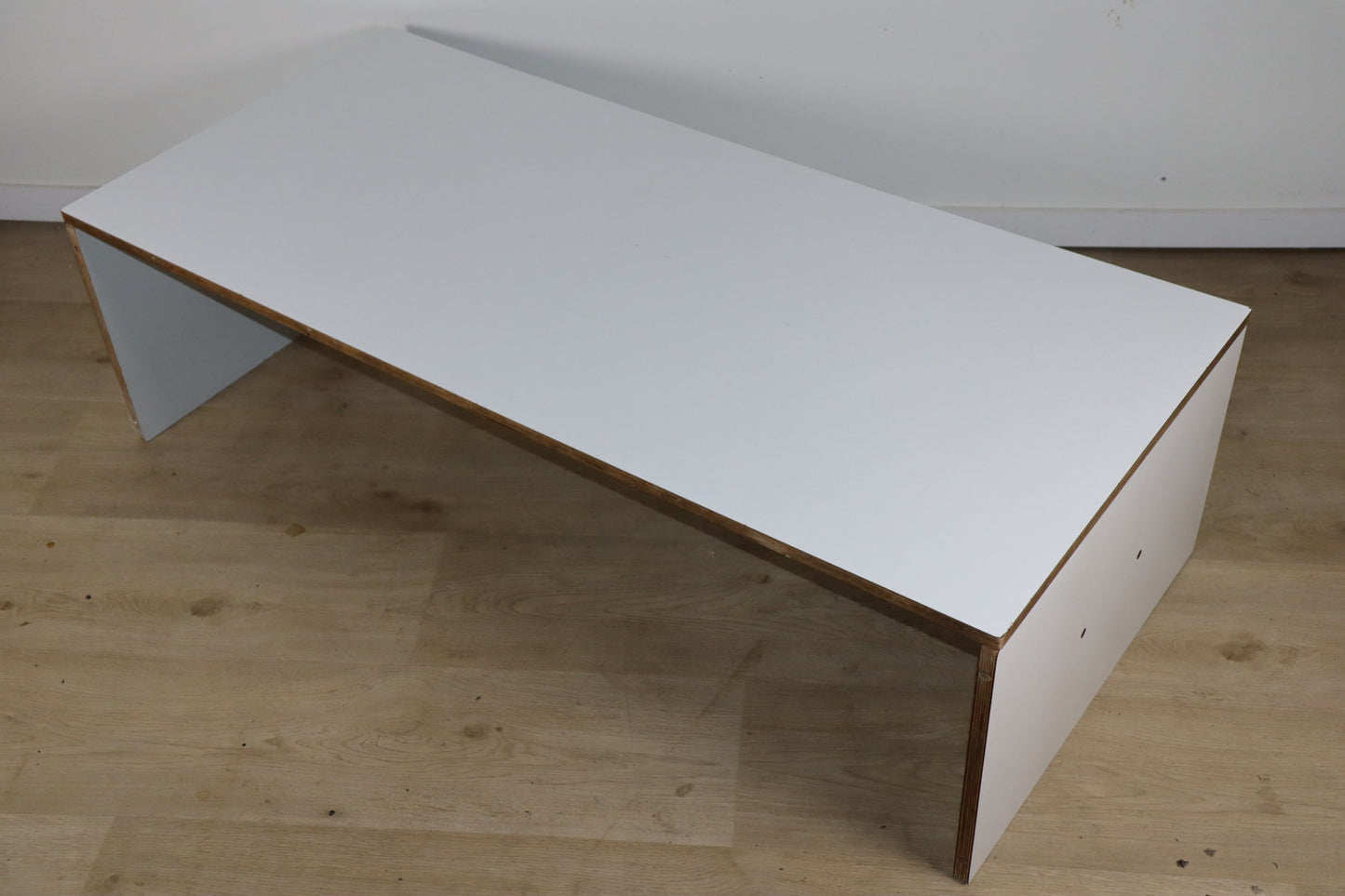 Table basse évolutive Pierre Guariche – La Plagne – Années 70