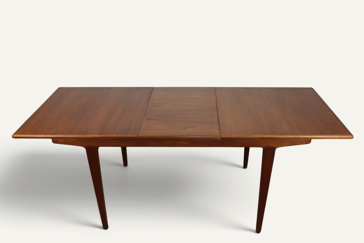 Table de repas extensible danoise en teck – années 1960