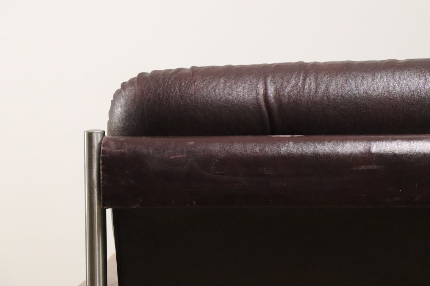 Fauteuil vintage style Bauhaus en skaï et métal, 1970