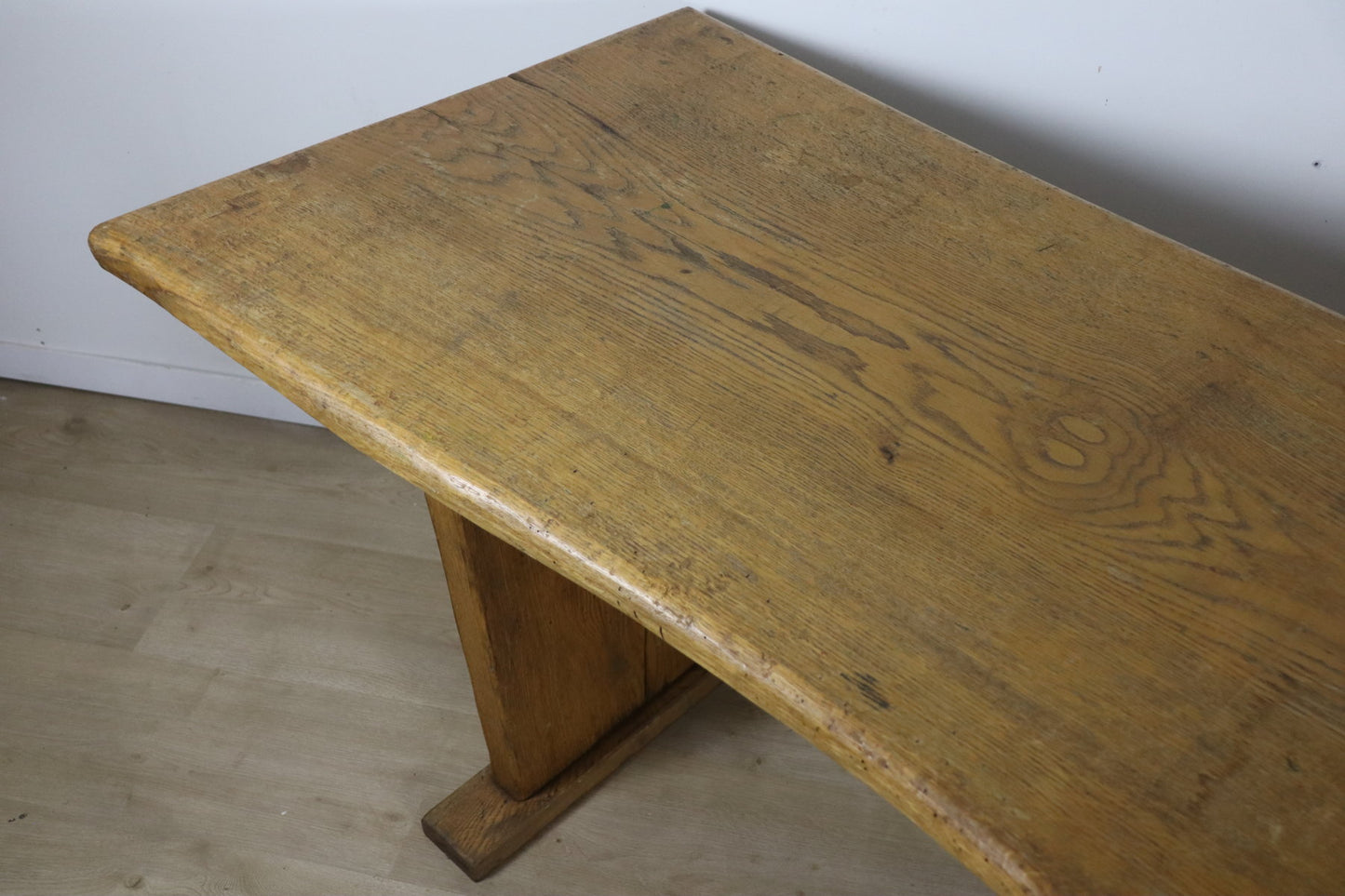 Table de repas brutaliste en bois massif - Années 50/60