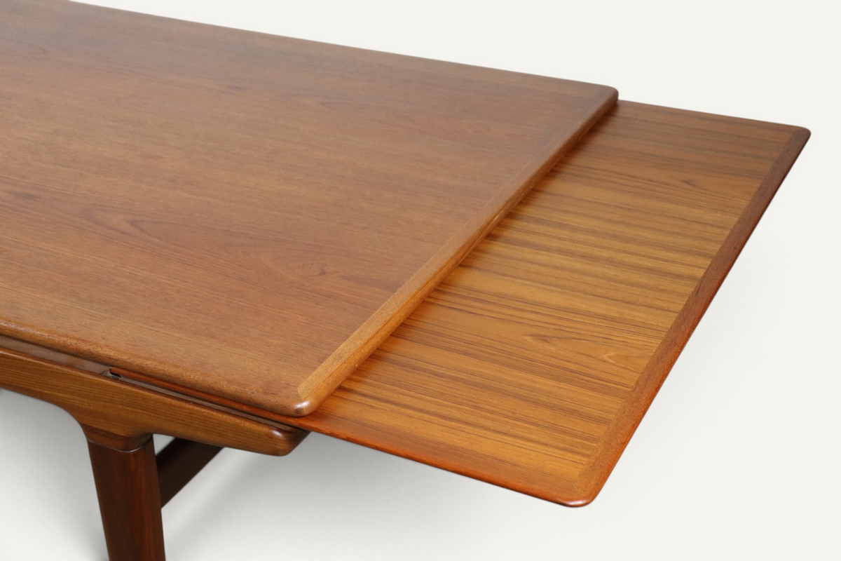 Table de repas scandinave extensible de Johannes Andersen en teck - 1960