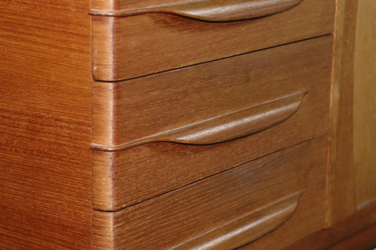 Enfilade scandinave en teck par Johannes Andersen pour Samcom – Années 60