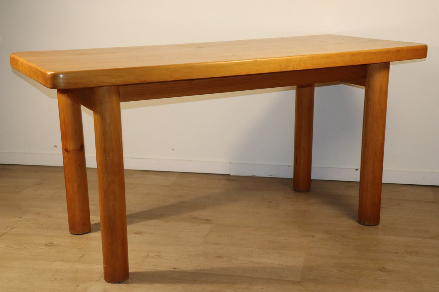Table René Martin en pin massif moderniste, 1960