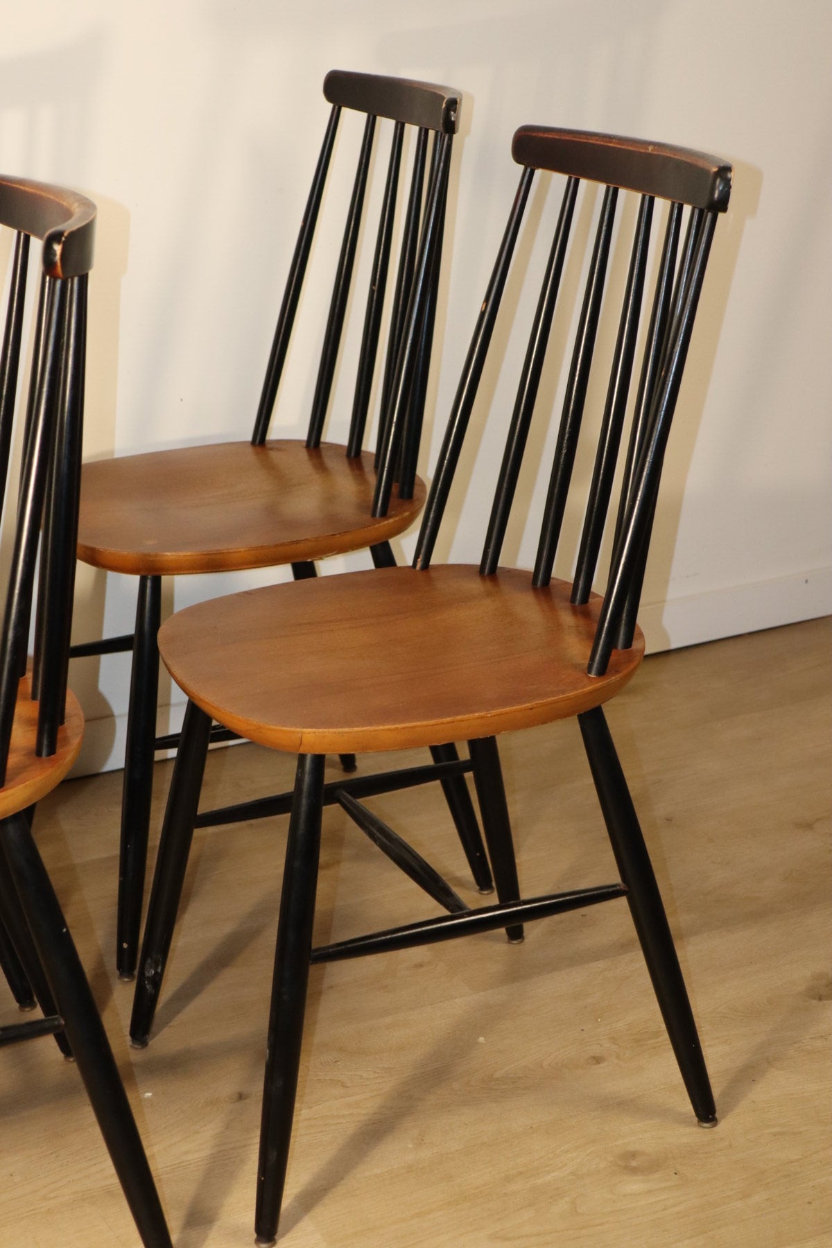 Série de 4 chaises vintage en bois, 1960