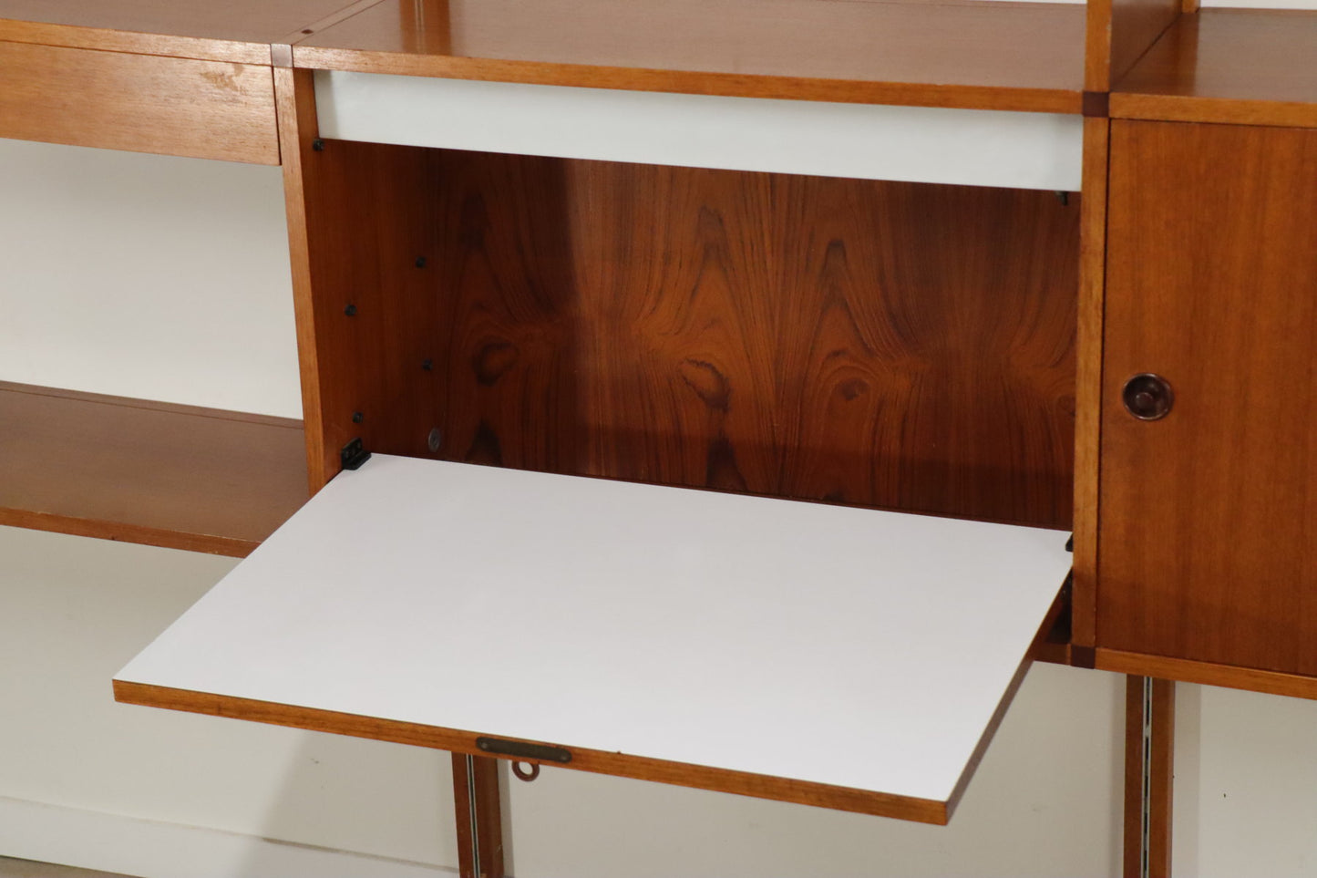 Bibliothèque murale modulable édition Minvielle par A.R.P – 1960