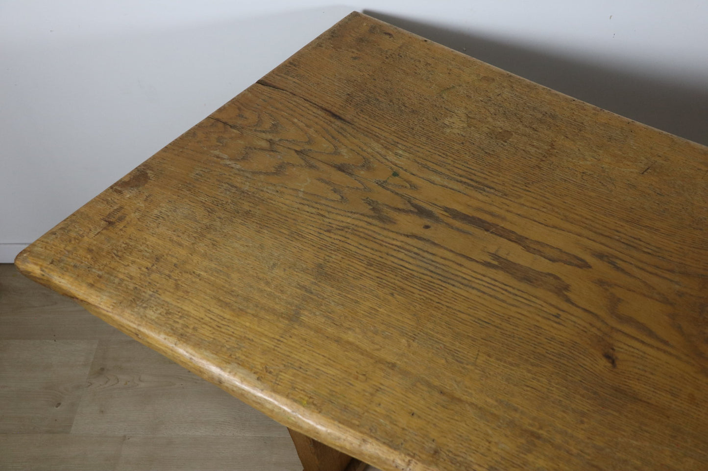 Table de repas brutaliste en bois massif - Années 50/60