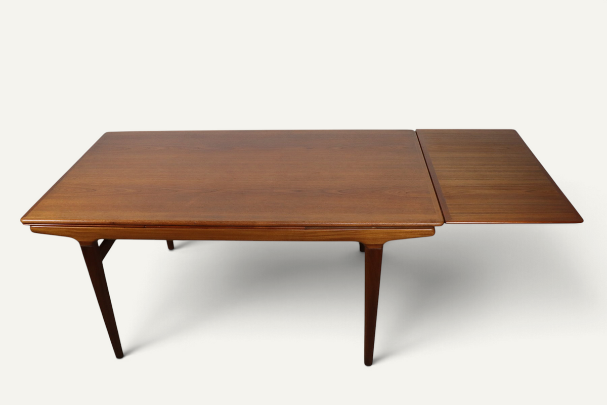 Table de repas scandinave extensible de Johannes Andersen en teck - 1960