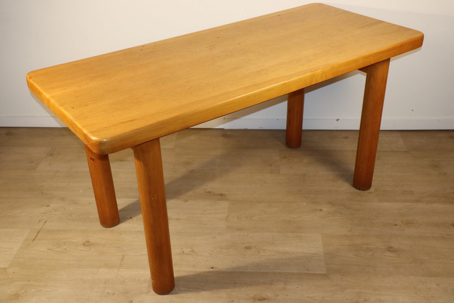 Table René Martin en pin massif moderniste, 1960