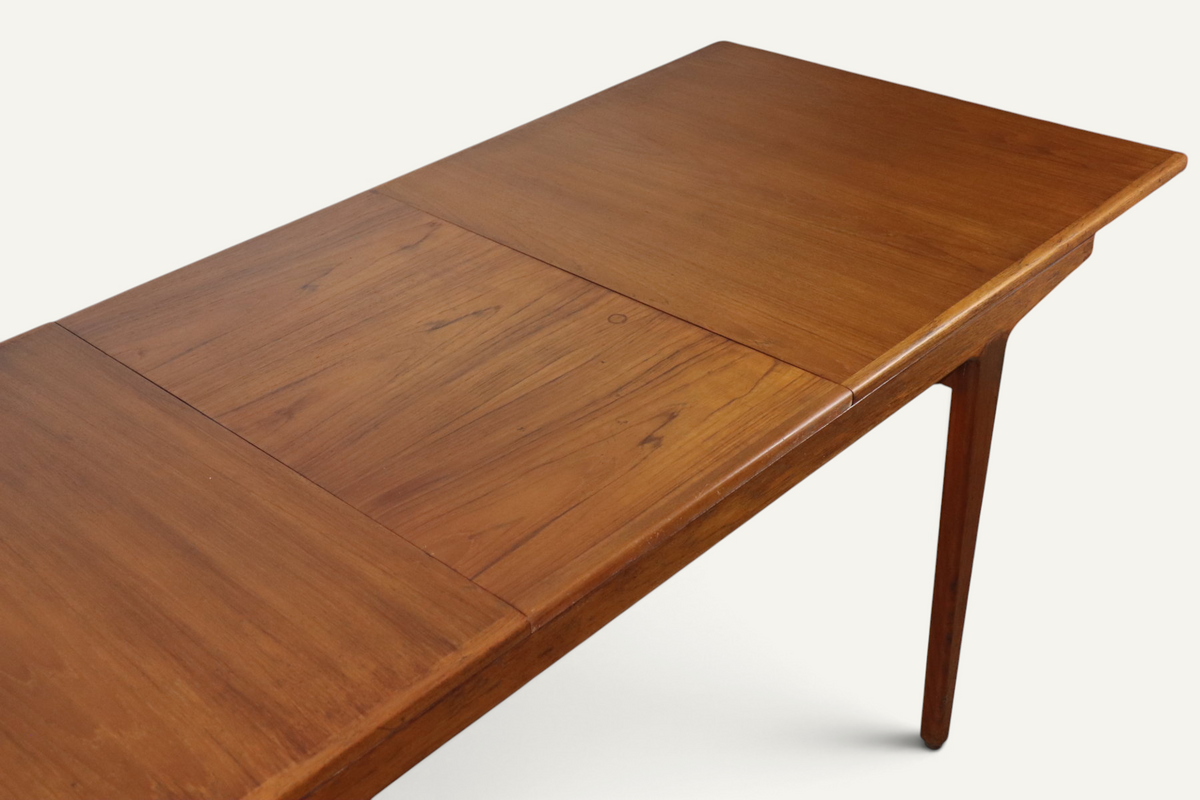 Table de repas extensible danoise en teck – années 1960