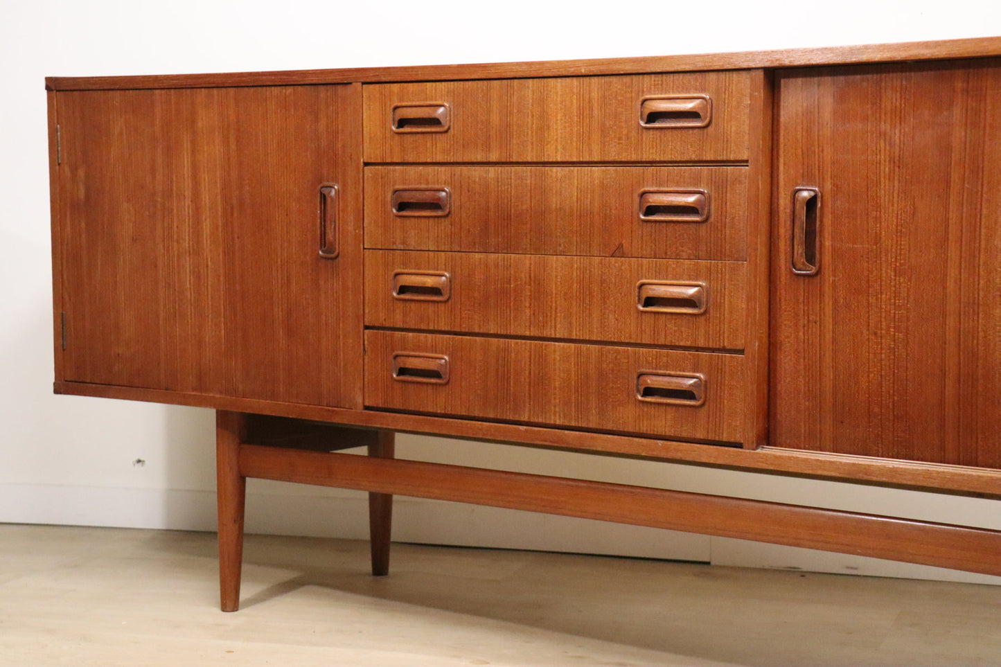 Enfilade en teck scandinave, 1960