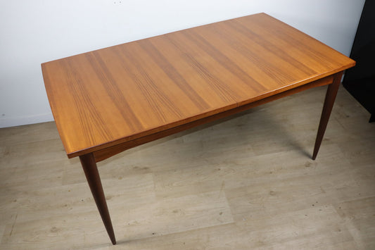 Table de repas scandinave extensible en teck – années 60