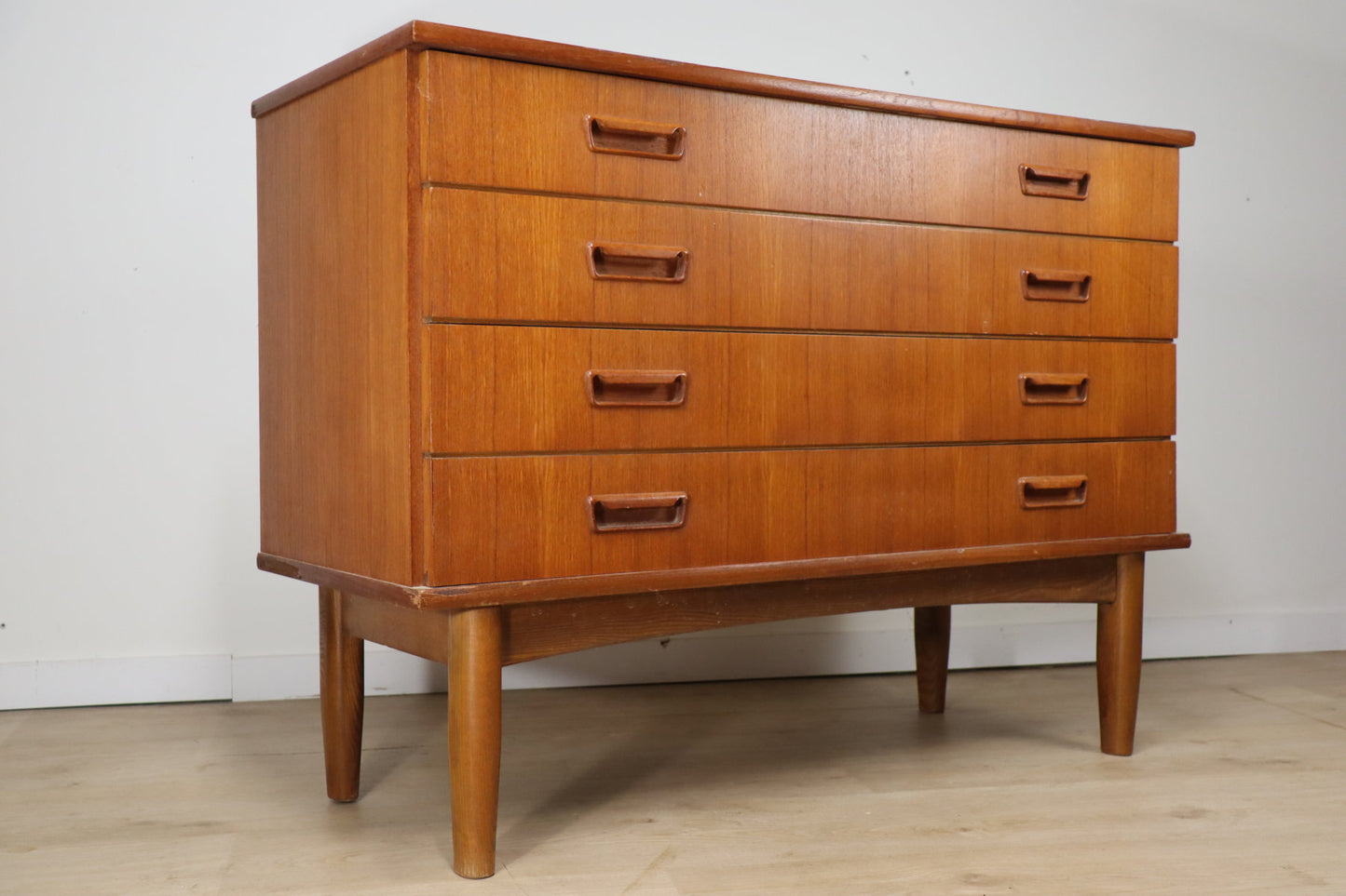 Commode scandinave en teck, 1960