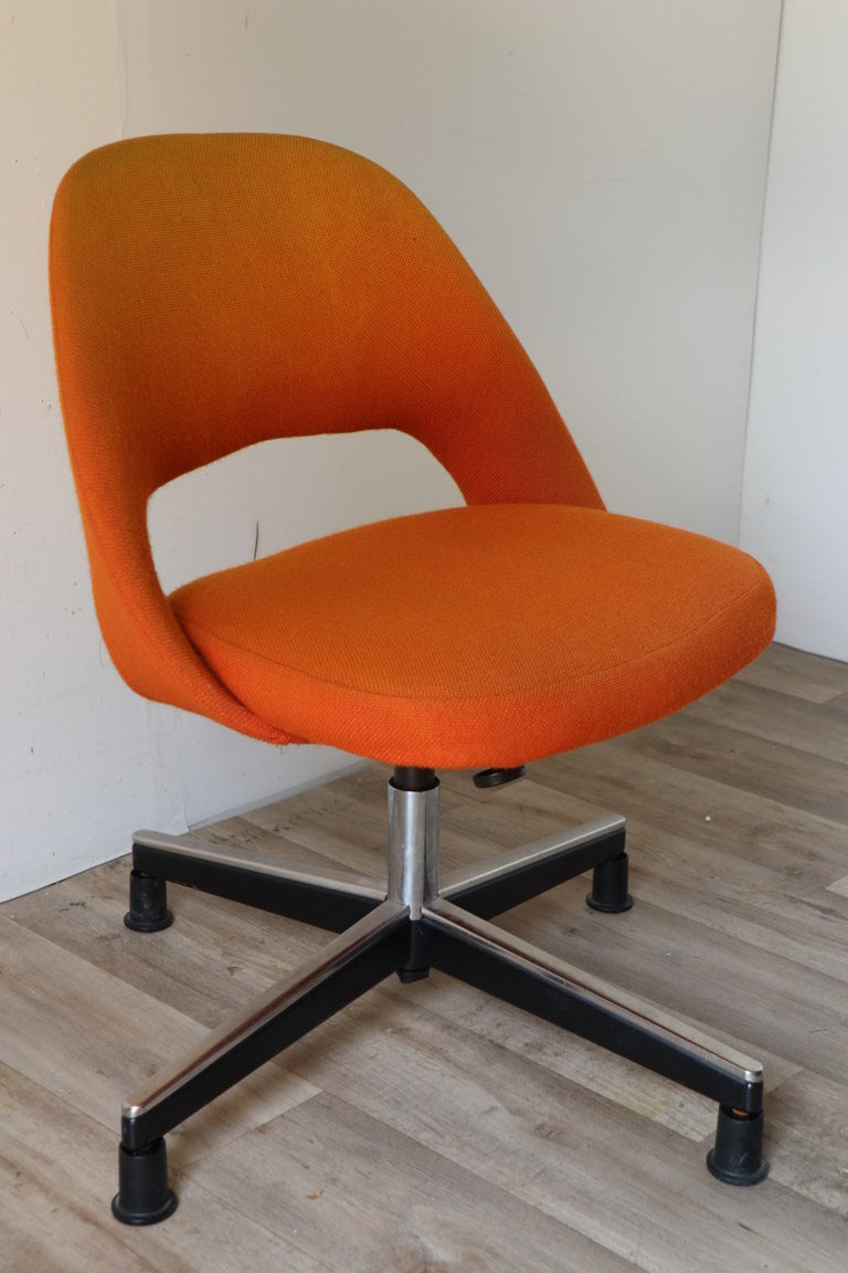 Chaise de bureau pivotante par Eero Saarinen pour Knoll, 1960