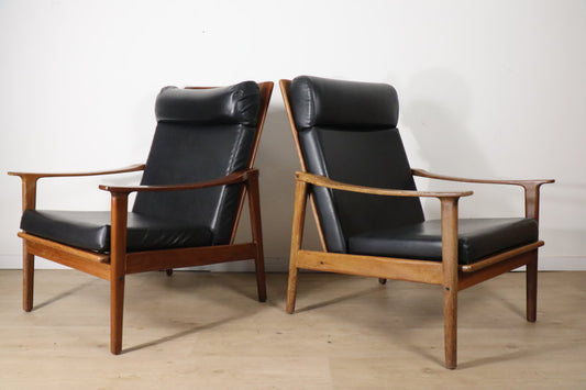 Paire de fauteuils scandinave en teck et skai, 1960