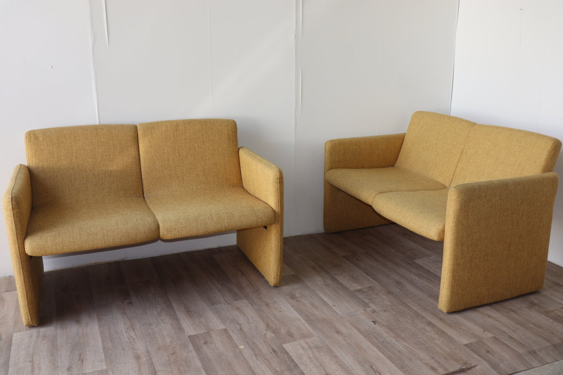 Paire de canapés vintage en tissu, 1970