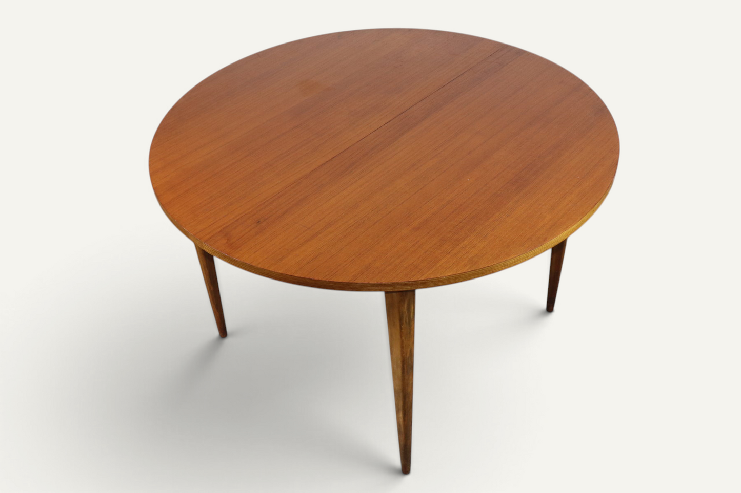 Table de repas ronde extensible en teck – années 60