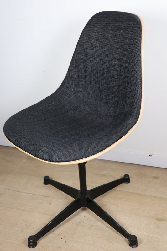 Chaise Eames Herman Miller - Fibre de verre pivotante réglable – 1960