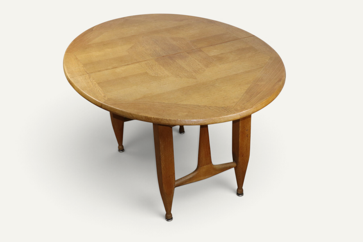 Table de repas extensible en chêne par Guillerme et Chambron - Années 1960