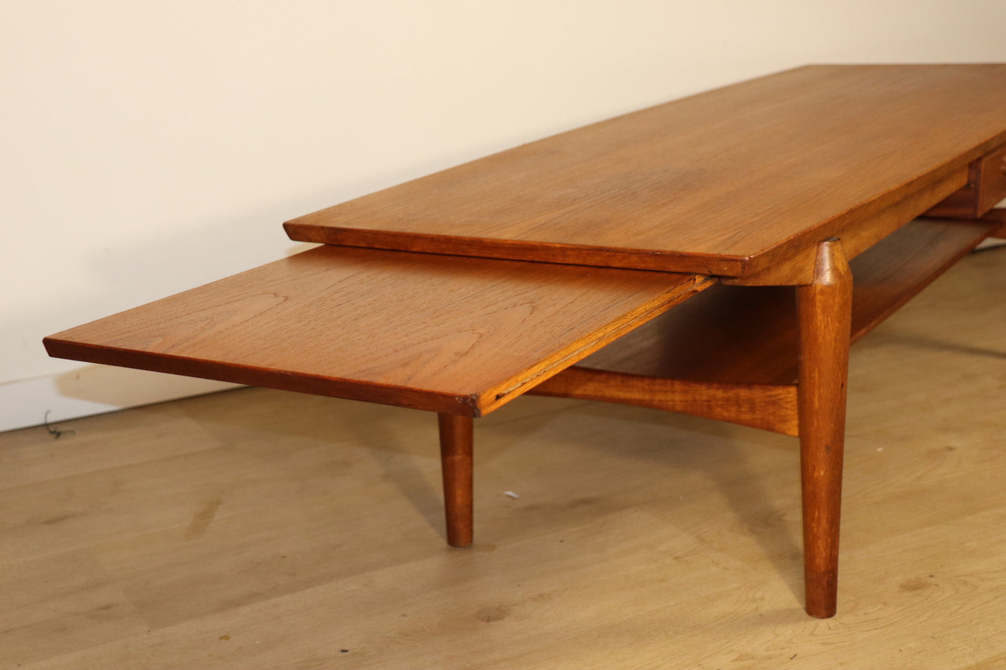 Table basse scandinave en teck années 60