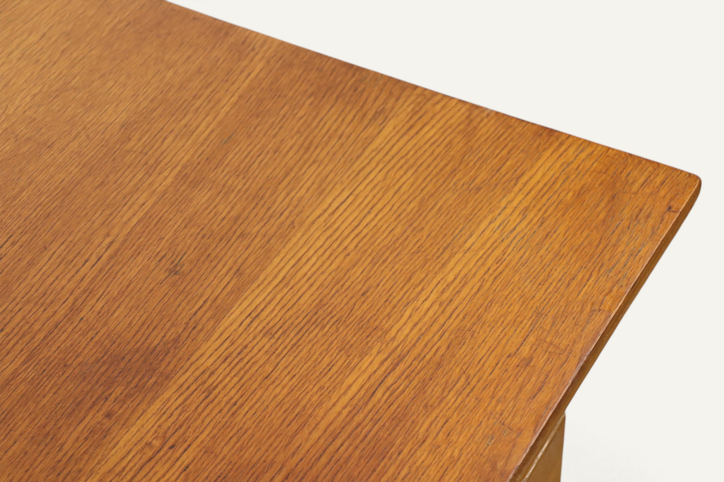 Bureau CM178 Pierre Paulin pour Thonet en chêne et métal noir – Années 1950