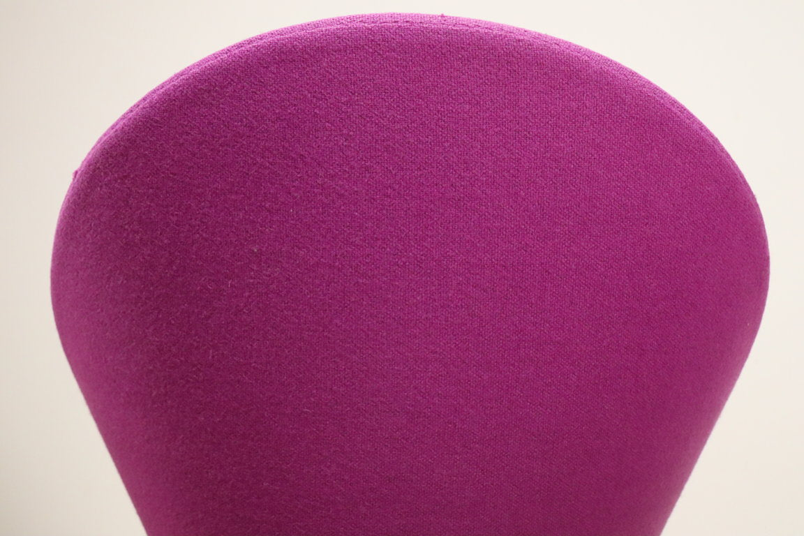 Chaise modèle « Cone Chair » Verner Panton édition Vitra