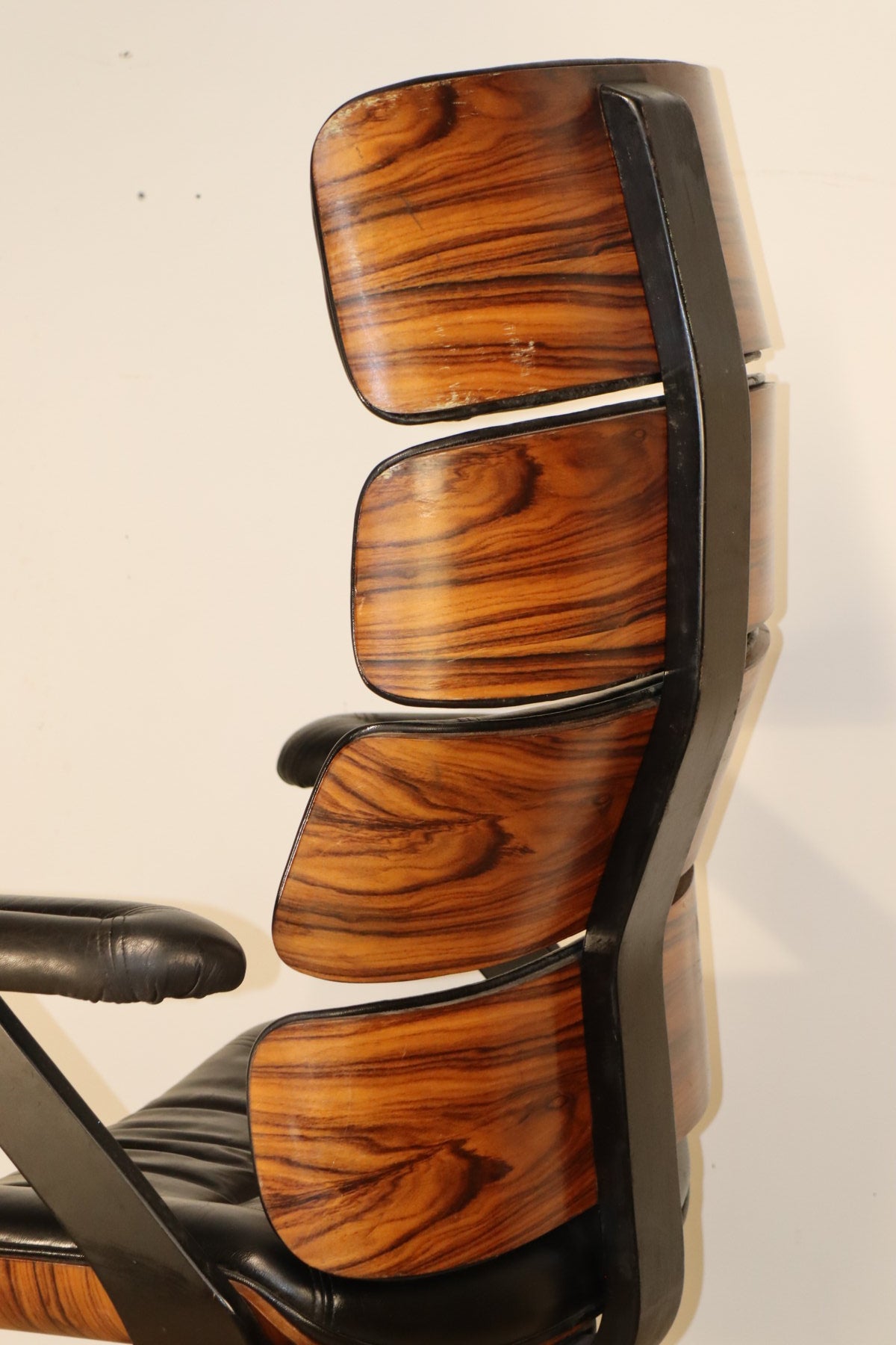 Fauteuil de bureau vintage en skaï et bois - 1970