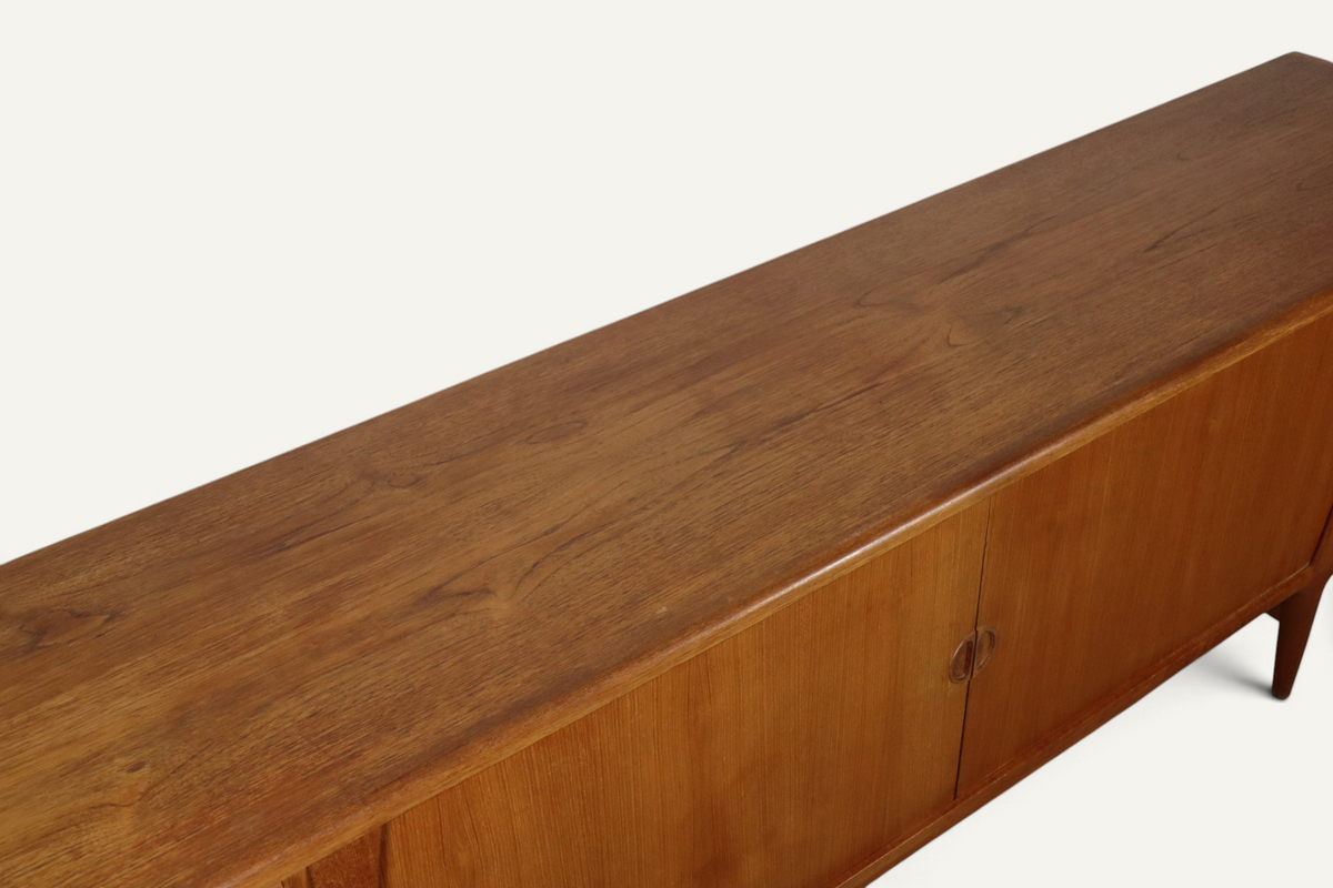 Enfilade scandinave en teck par Johannes Andersen pour Samcom – Années 60
