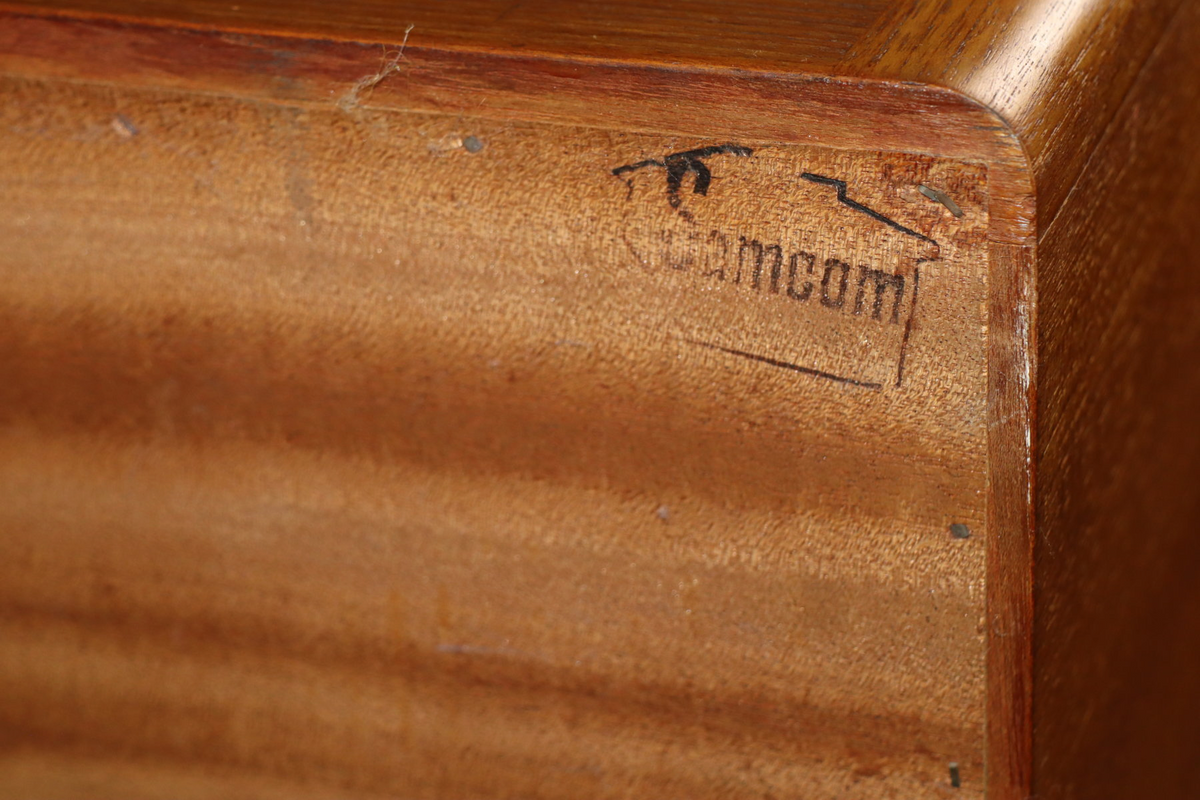 Enfilade scandinave en teck par Johannes Andersen pour Samcom – Années 60