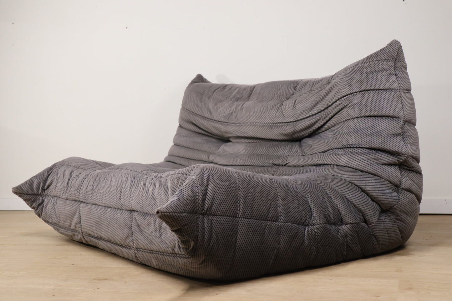 Canapé Togo 2 places – Michel Ducaroy édition Ligne Roset, 1970