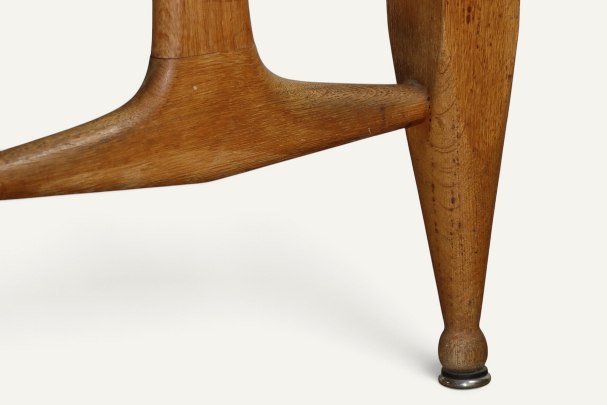 Table de repas extensible en chêne par Guillerme et Chambron - Années 1960