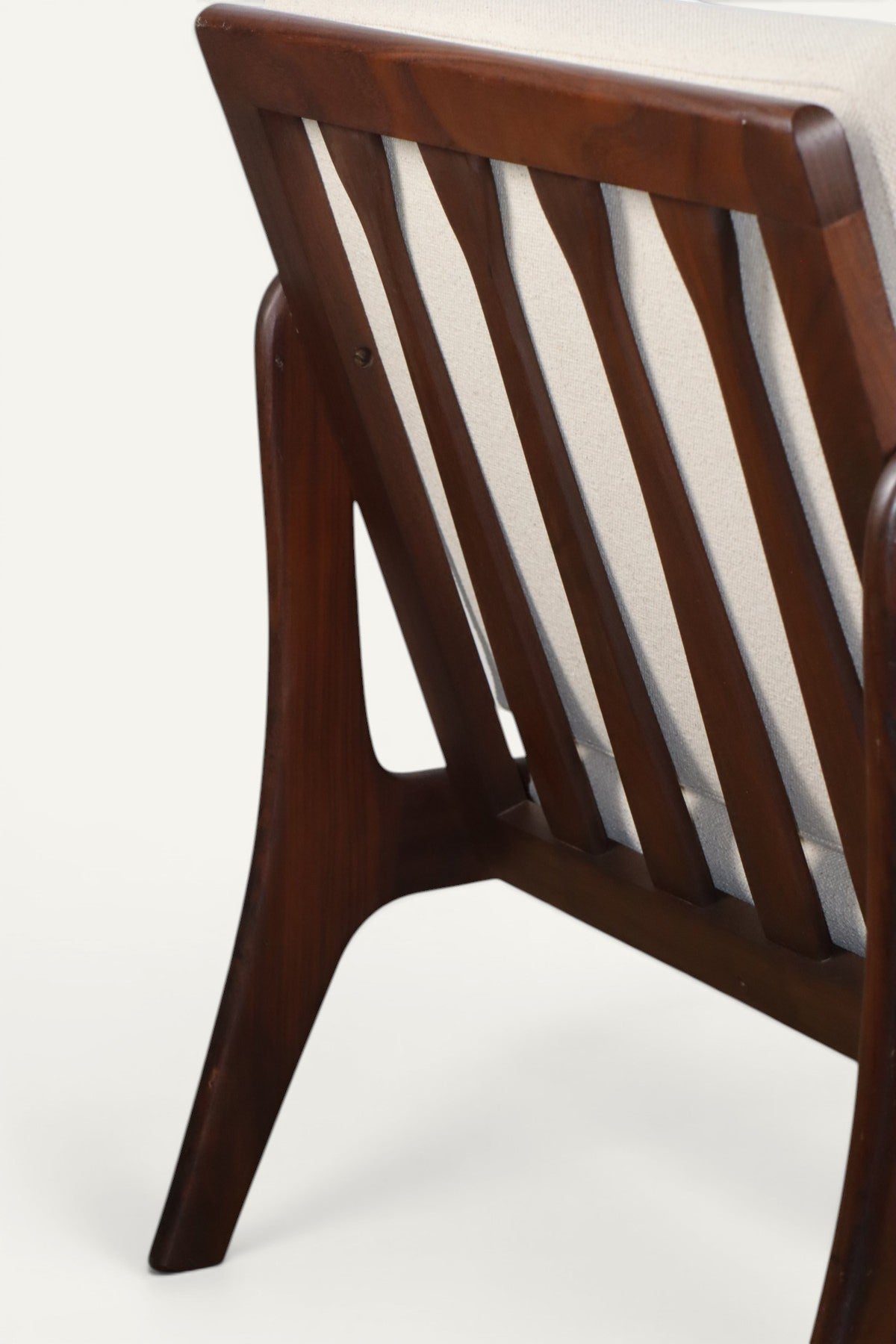 Fauteuil lounge scandinave en teck massif, années 1960