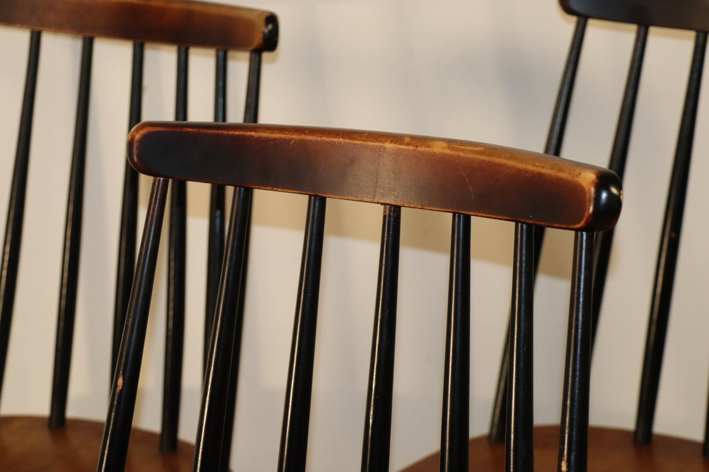 Série de 4 chaises vintage en bois, 1960