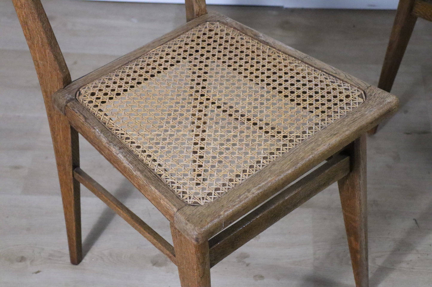 Paire de chaises vintage en chêne et cannage, 1950