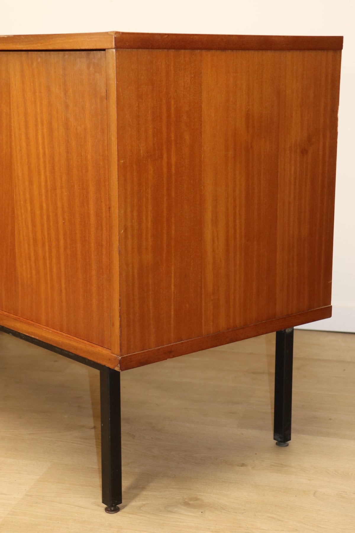 Vintage modernist teak sideboard – 1960